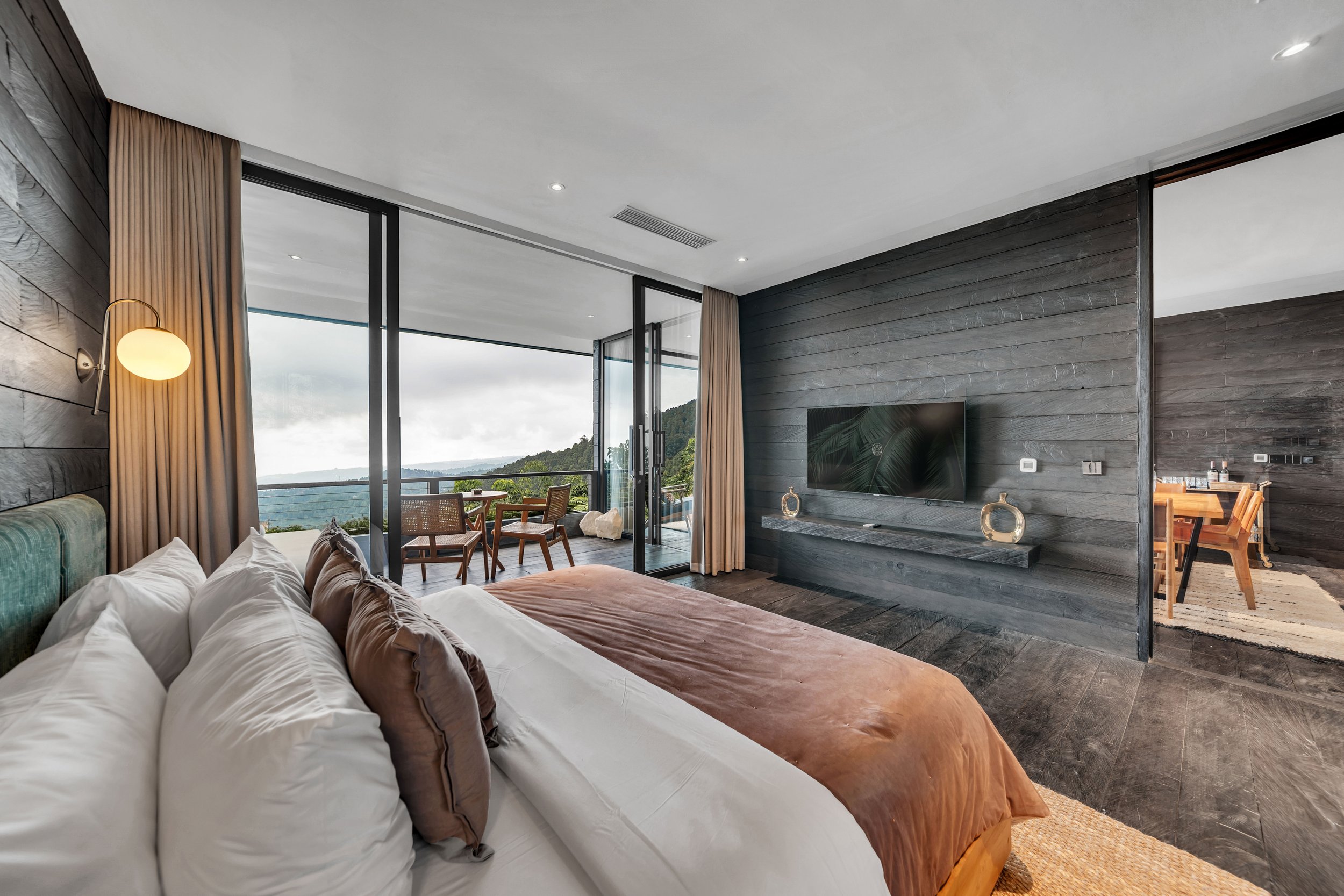 Premium Pool View Suite Cabin at Munduk Cabins
