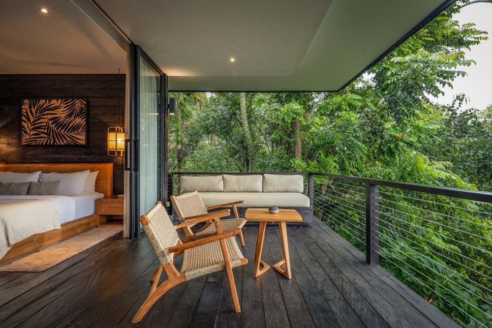 Suite with private jacuzzi, view 14