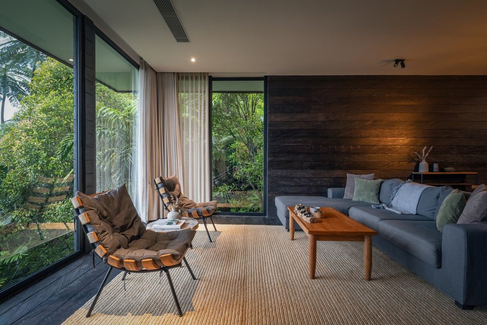 Pool View Suite, view 2